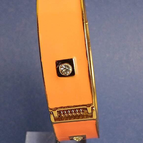 Retro Fluorescent Peach Rhinestone Enamel Cuff Hinge Bangle Bracelet Clamper - Picture 5 of 6